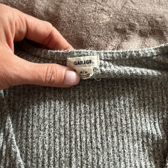 Top bundle medium Garage and Forever 21 - Picture 3 of 5